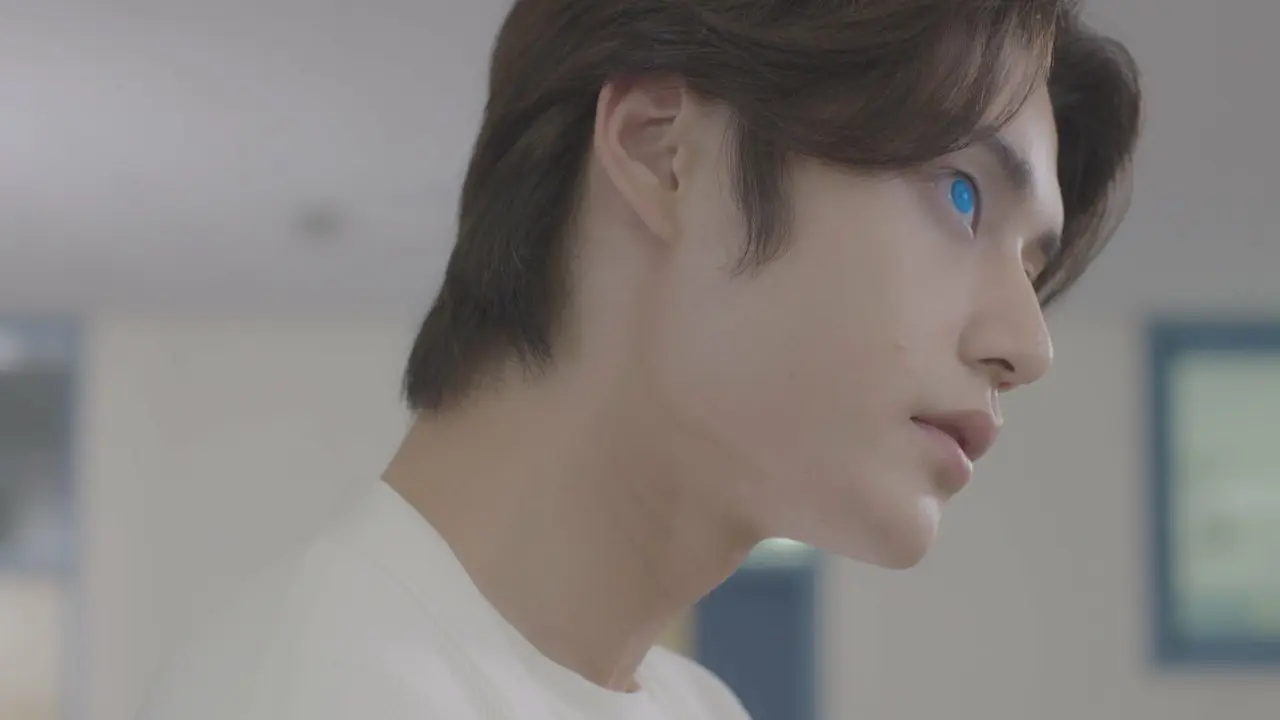 「君の唇を噛みたい」© 2021 Moving Pictures Company Co., Ltd. & KUMA All rights reserved.